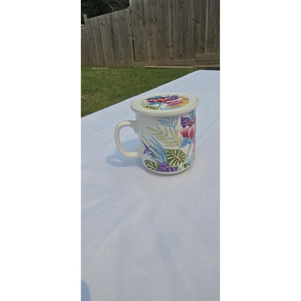 Mount Clemens Pottery Coffee Mug With Lid Floral Pattern
